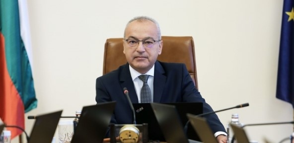 Гълъб Донев откри заседанието на МС с поздрав към жените